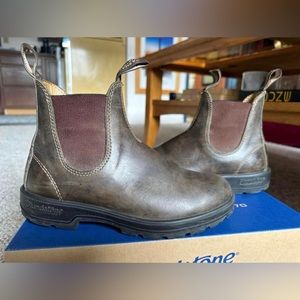 Women’s Blundstone Boots Size 7.5